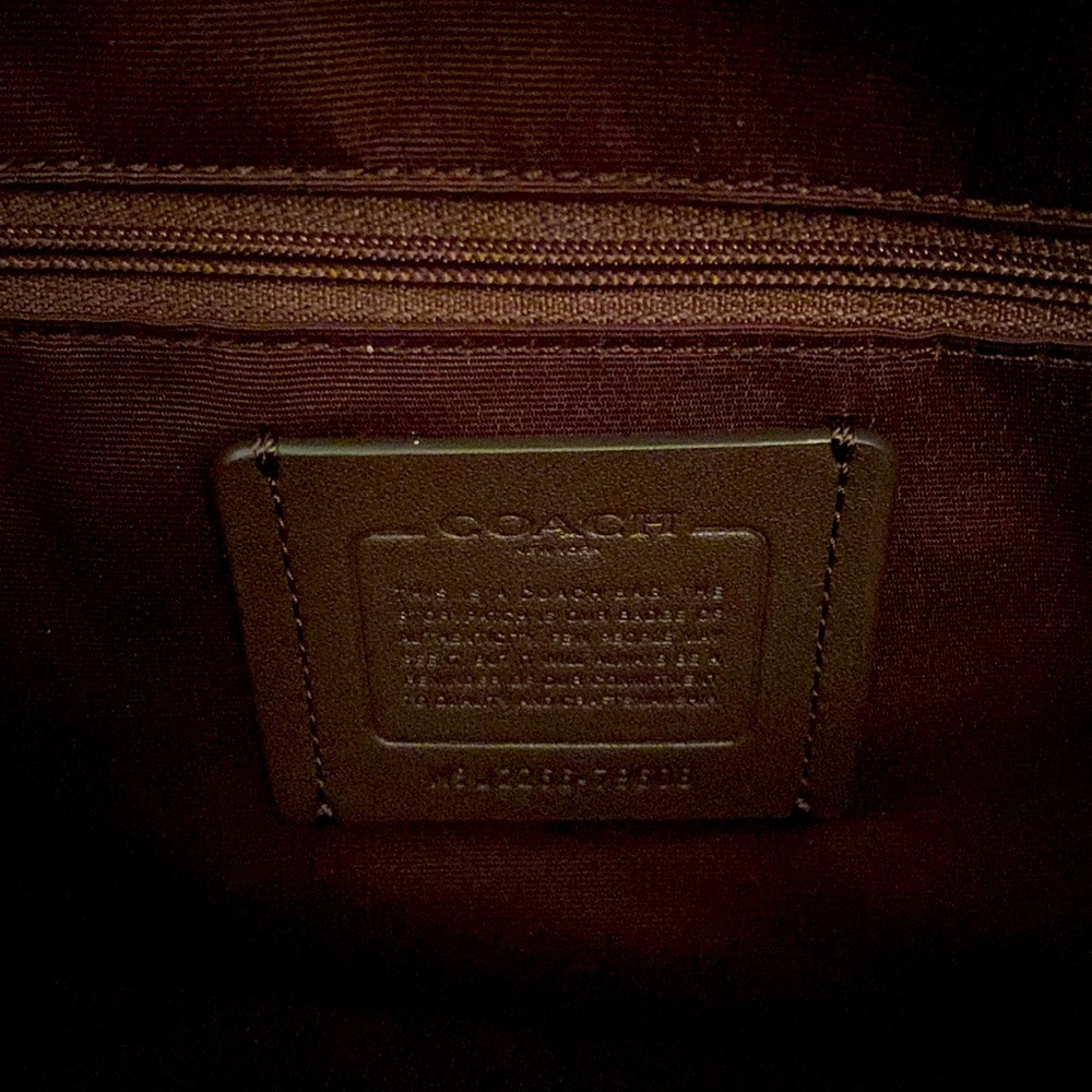 Authentic Coach Gallery Tote Bag NWT - Picture 4 of 6